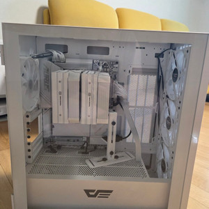 9800x3d 반본체 or 5090 완본체 판매합니다 이미지