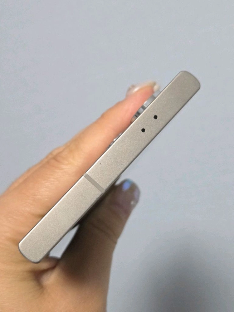 갤럭시 S24울트라 512G 자급제SS급 서울s24울트라 부산s24울트라 대구s24울트라 인천s24울트라 중고폰 이미지