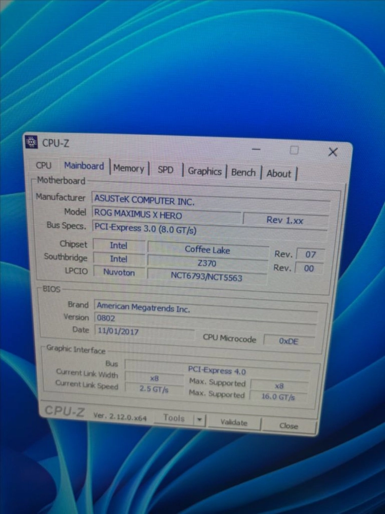 i7 8700k rtx 4060 게이밍 pc본체 팝니다 이미지