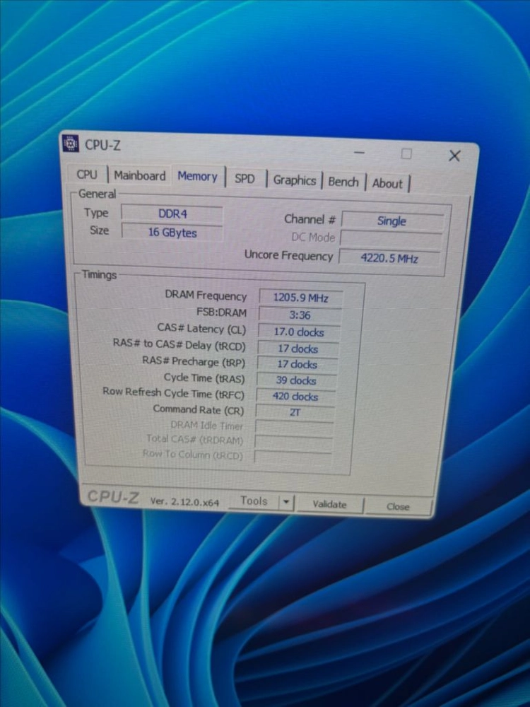 i7 8700k rtx 4060 게이밍 pc본체 팝니다 이미지