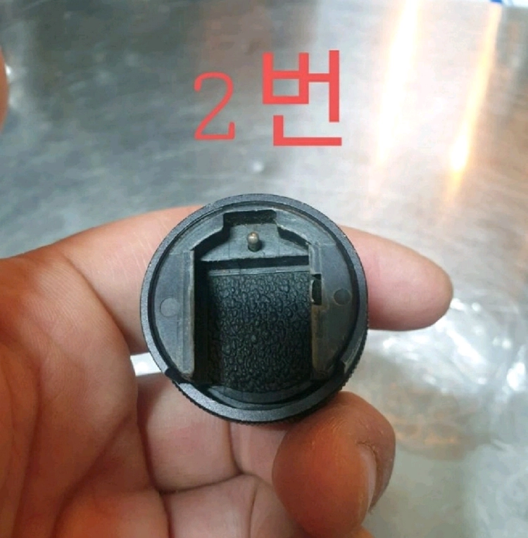 니콘 AS-1 (니콘 F,F2 용 핫슈 어댑터)플래시 어댑터(핫슈 커플러) 이미지