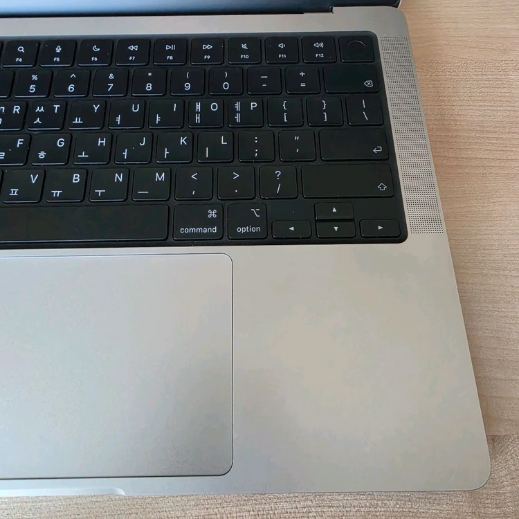 애플 맥북프로 14 M5 32G 1TB 이미지