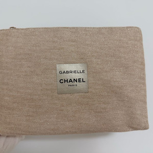 샤넬 뷰티 가브리엘 멀티 파우치 클러치 (3칸수납) 이미지