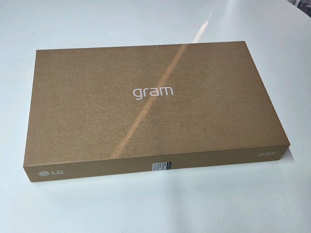 LG 그램 pro Ai 2026 에어로미늄 16Z90U-KU7HK 미개봉 이미지