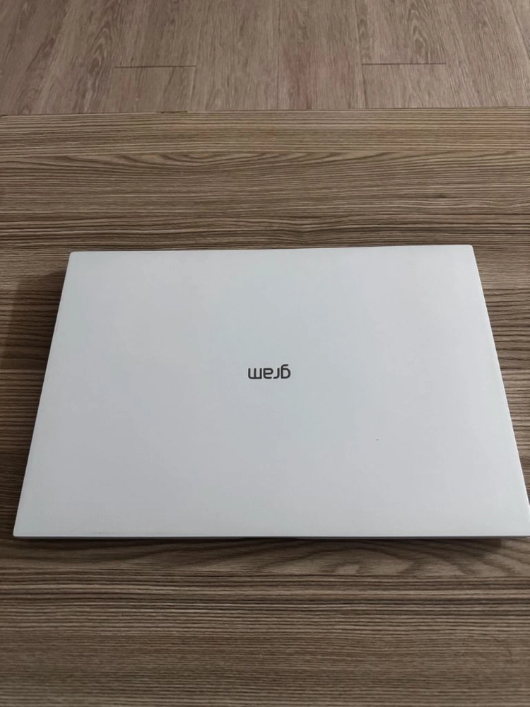 LG 그램 16인치 (16Z90Q-GA5HK) 이미지