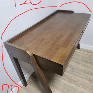 오늘의 집 인기상품 오테카 원목 책상 월넛색상 이미지