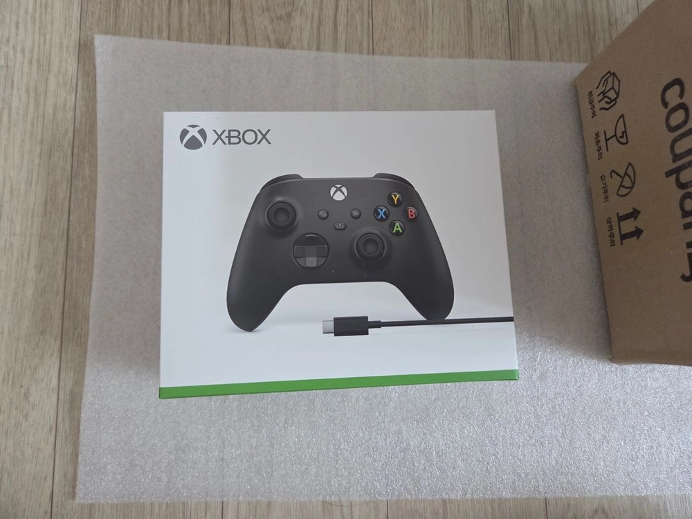 미개봉신품 XBOX SERIES X/S 4세대 조이패드 컨트롤러(엑시엑, 엑시스)케이블포함세트 이미지