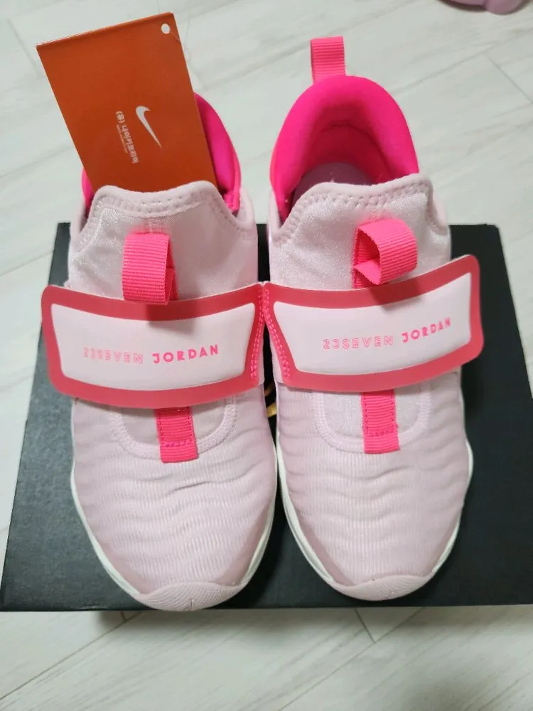 나이키 조던 운동화 215사이즈 이미지