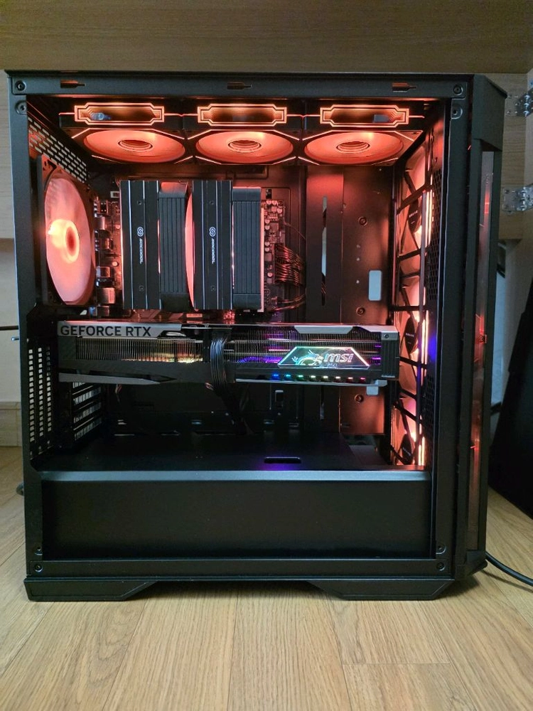 AMD 라이젠 9800x3d, msi rtx5080 뱅가드 등 컴퓨터 본체 판매 - 안심되는 중고거래