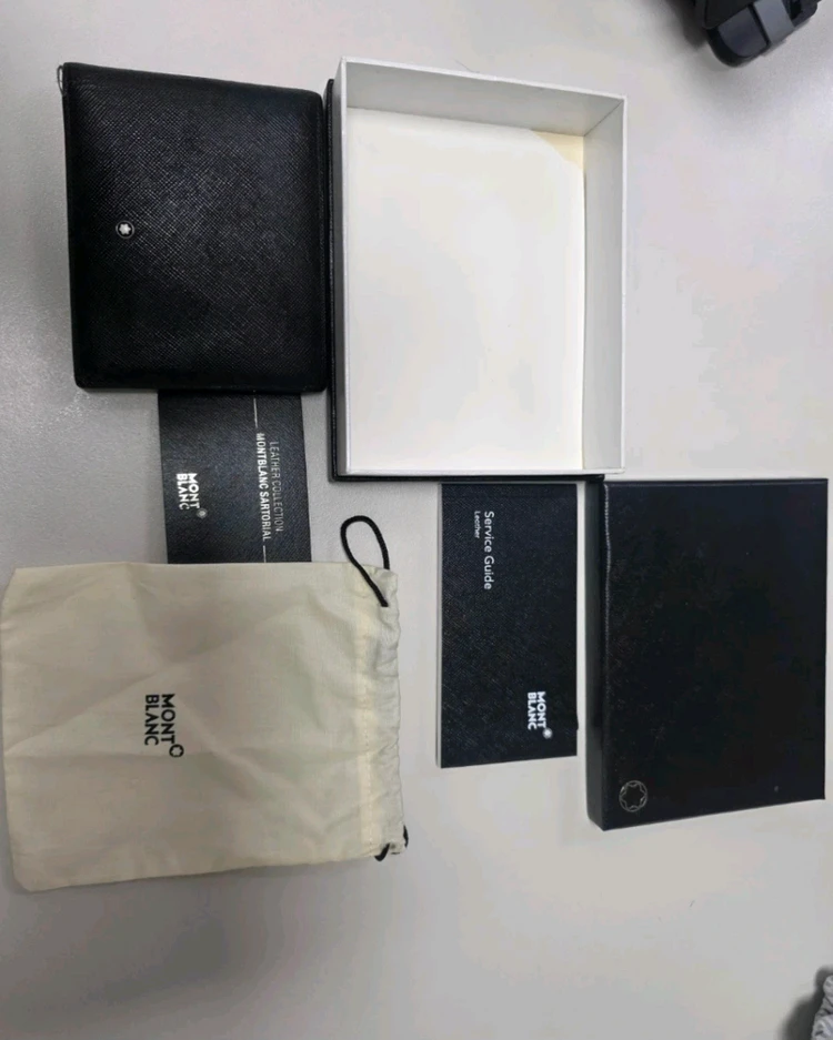 몽블랑 사토리얼 반지갑 이미지