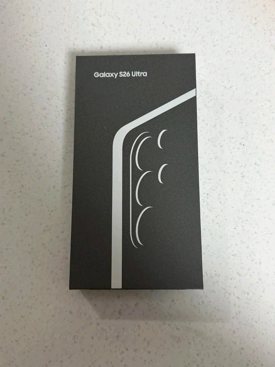 새상품)갤럭시 S26 울트라 자급제 512GB 블랙 판매합니다 - 안심되는 중고거래