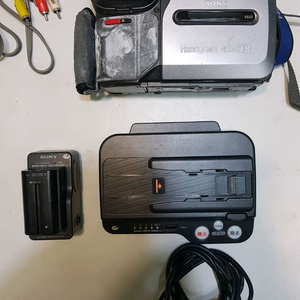소니 핸디캠 hi8 ccd-rv100 부품용 이미지