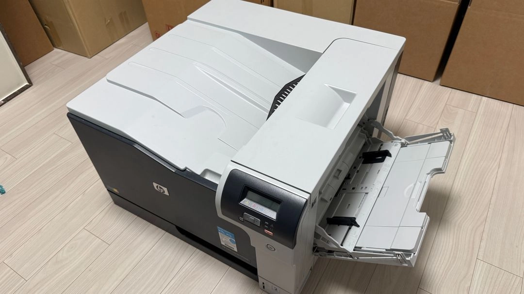 HP CP5225 레이저 칼라 프린터 A3 이미지