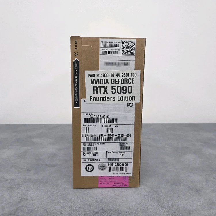 RTX 5090 FE 파운더스 에디션 새제품 이미지