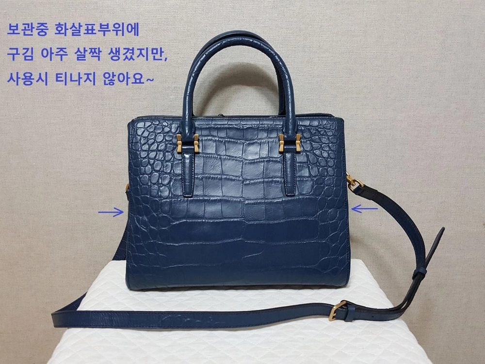 택부착 새상품)니나리찌 악어패턴 소가죽 토트 크로스백 이미지