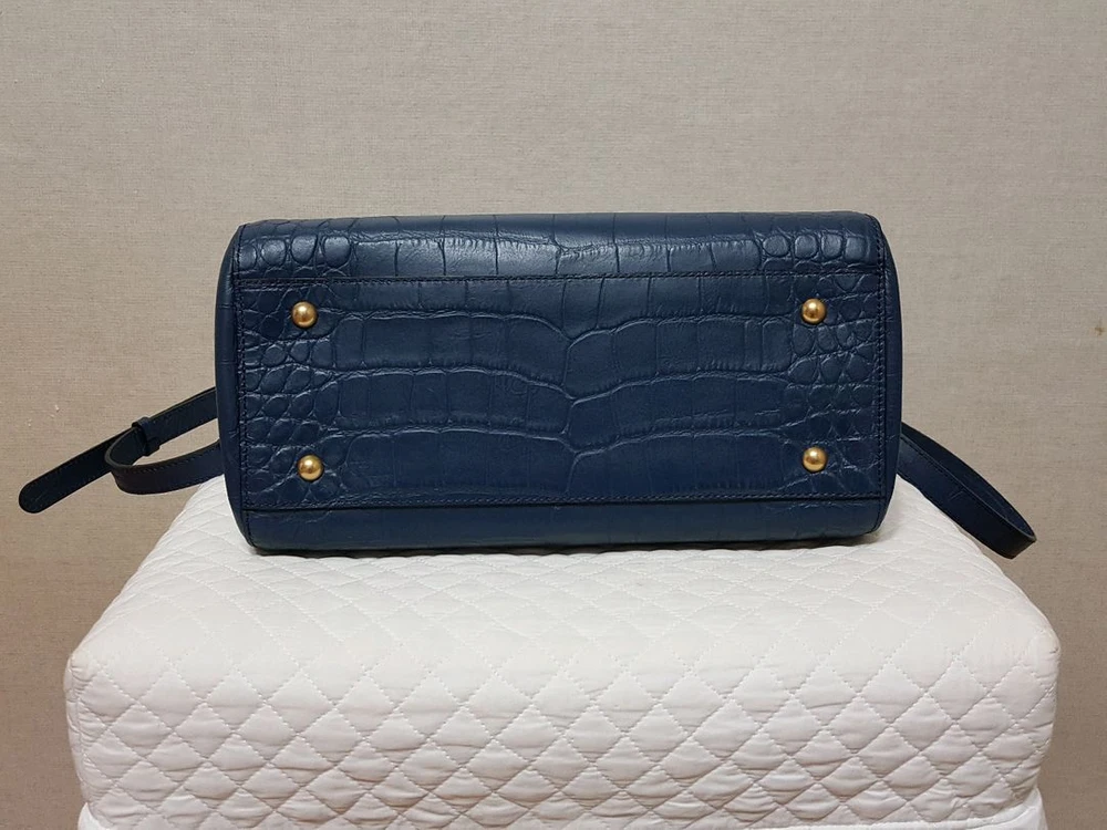 택부착 새상품)니나리찌 악어패턴 소가죽 토트 크로스백 이미지