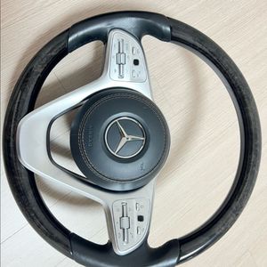 벤츠(W222)후기형 핸들 이미지