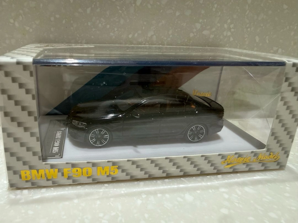 1:64 BMW M5 F90 howie model 이미지