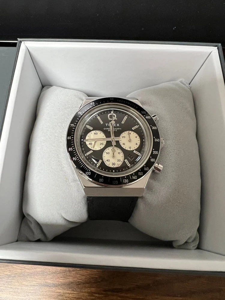 타이맥스 Q 크로노그래프 리버스 판다(Timex Q Chronograph) - 안심되는 중고거래