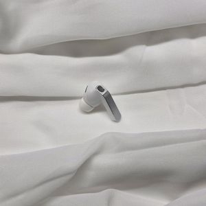 버즈4 프로 왼쪽유닛, 오른쪽유닛 (화이트) 이미지