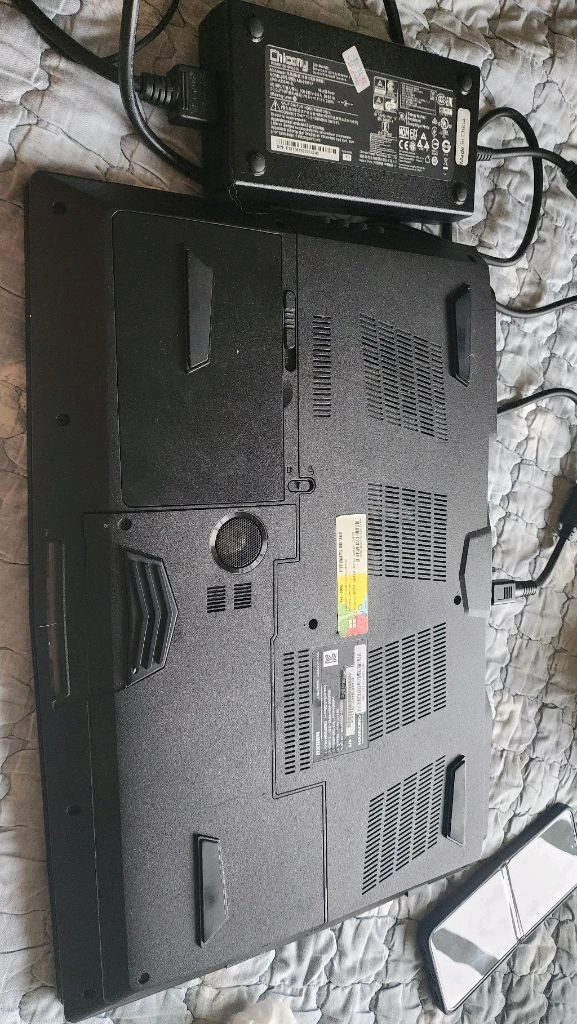 17인치 게이밍 노트북 16g램 gtx980 8g 듀얼 저장소3개 - 안심되는 중고거래