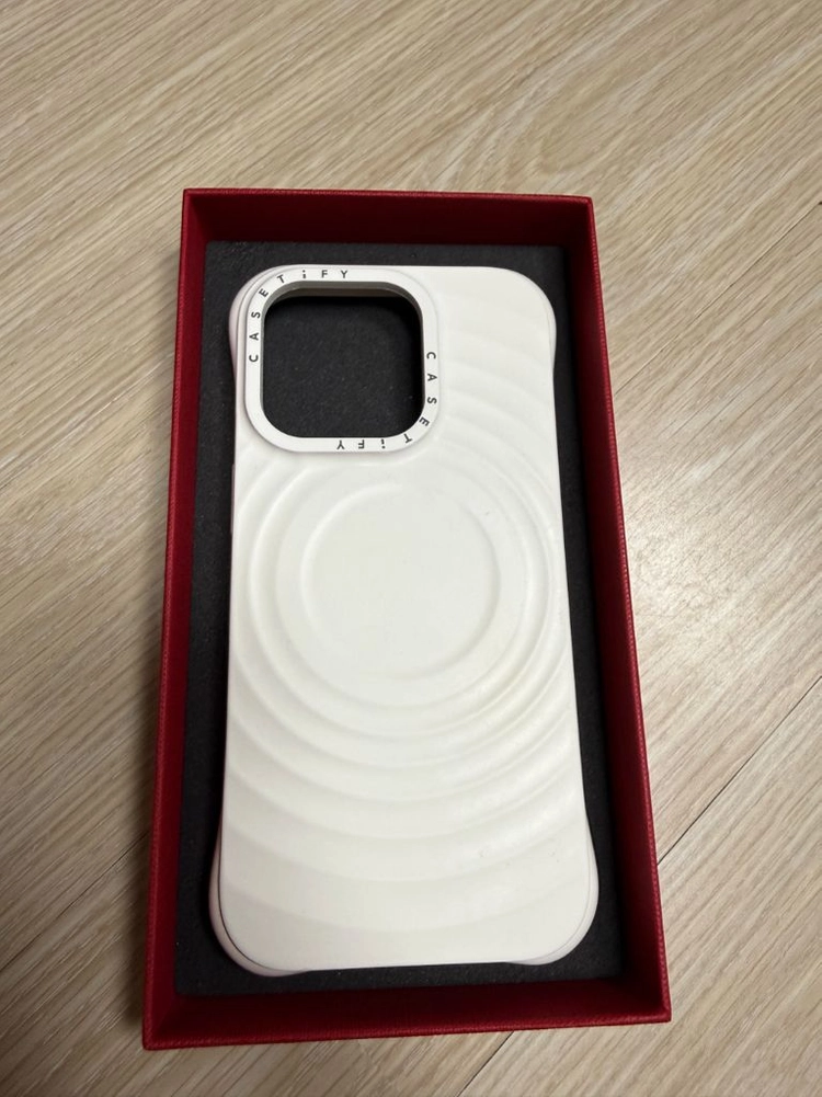 아이폰16프로 케이스 일괄 판매힙니다. 이미지