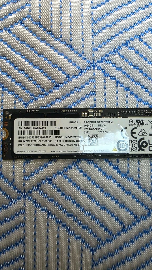 삼성 pm9a1 1tb ssd 팝니다 이미지