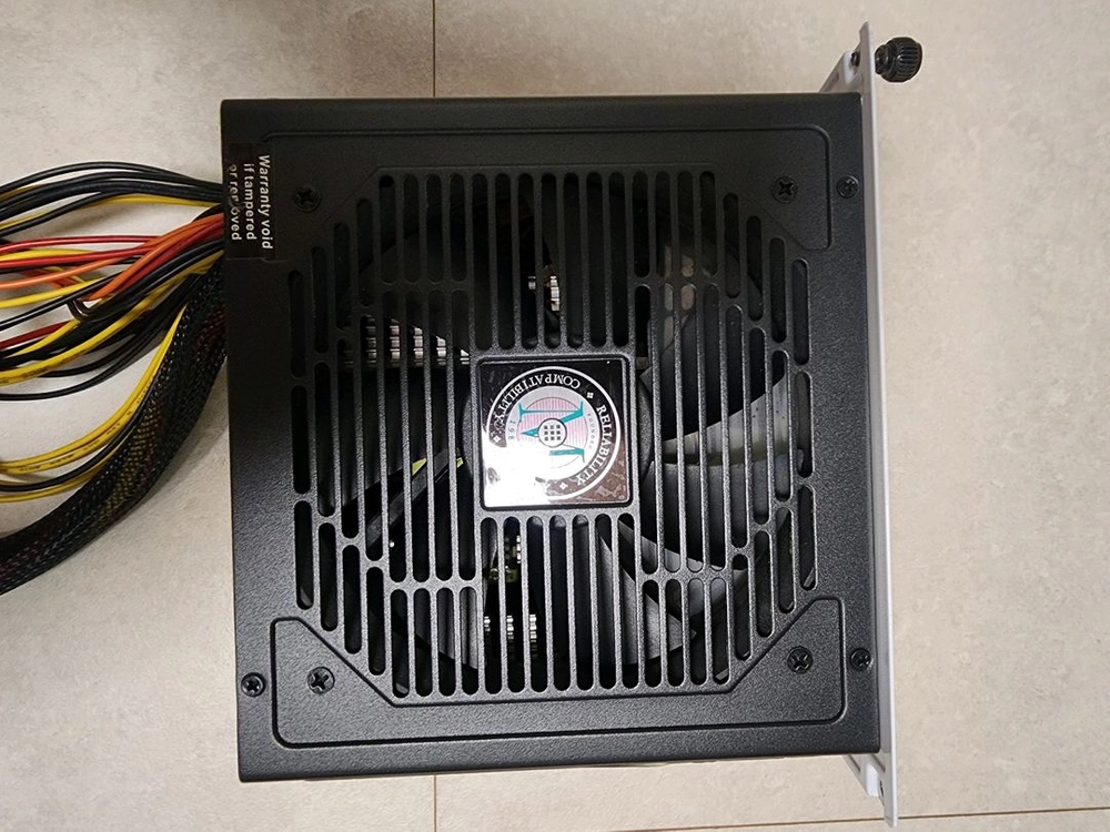 마이크로닉스 Classic II 700W 파워 이미지