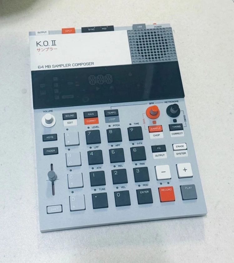 틴에이지 엔지니어링 티네이지 Teenage Engineering KO2 K.O. II 샘플러 - 안심되는 중고거래