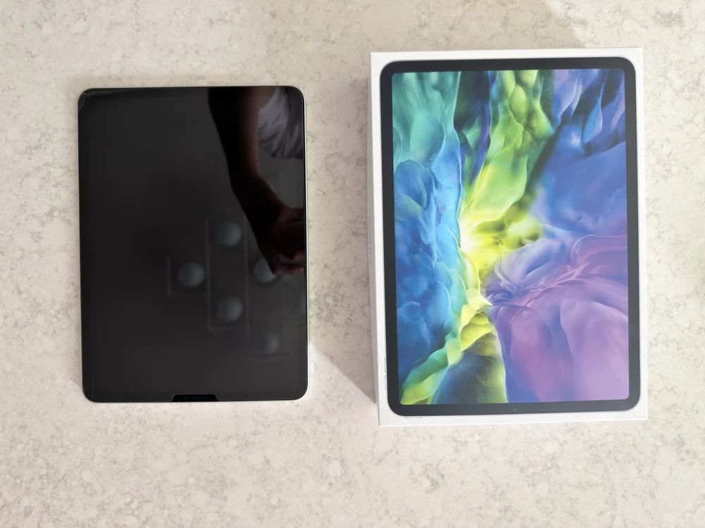 Apple iPad Pro 11인치 2세대 실버 256GB wifi - 안심되는 중고거래