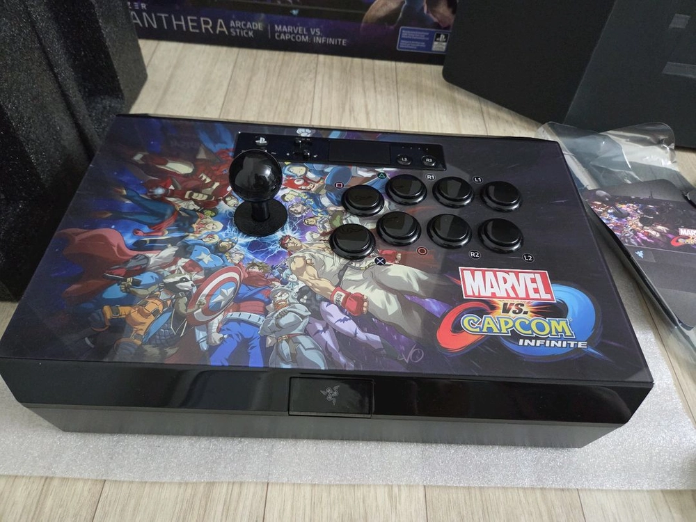 5HR사용 Razer Panthera레이저판테라 마블 캠콤 리미티드에디션한정판 아케이드 조이스틱(일명 구판테라) 이미지
