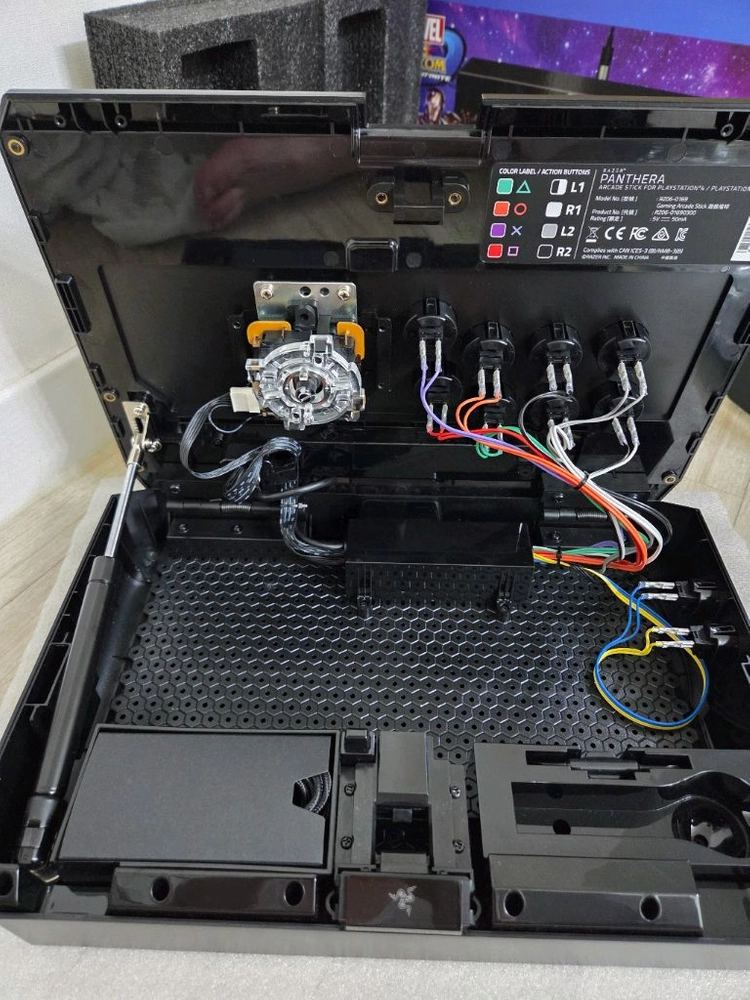 5HR사용 Razer Panthera레이저판테라 마블 캠콤 리미티드에디션한정판 아케이드 조이스틱(일명 구판테라) 이미지