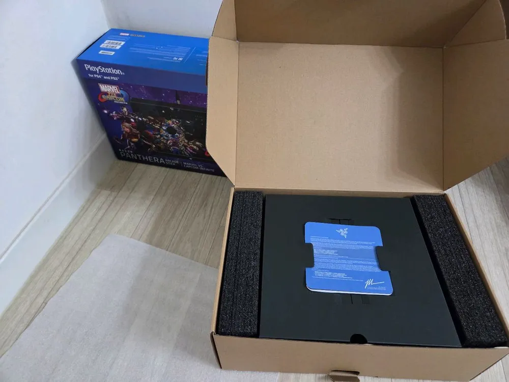 5HR사용 Razer Panthera레이저판테라 마블 캠콤 리미티드에디션한정판 아케이드 조이스틱(일명 구판테라) 이미지