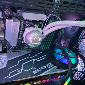 잘만 Alpha 360 화이트 3열 수랭 쿨러 이미지