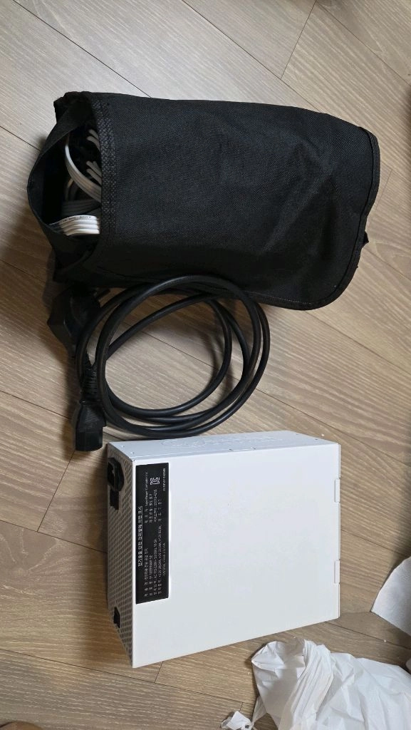 SuperFlower SF-1000F14MP 팝니다(1000w) 이미지