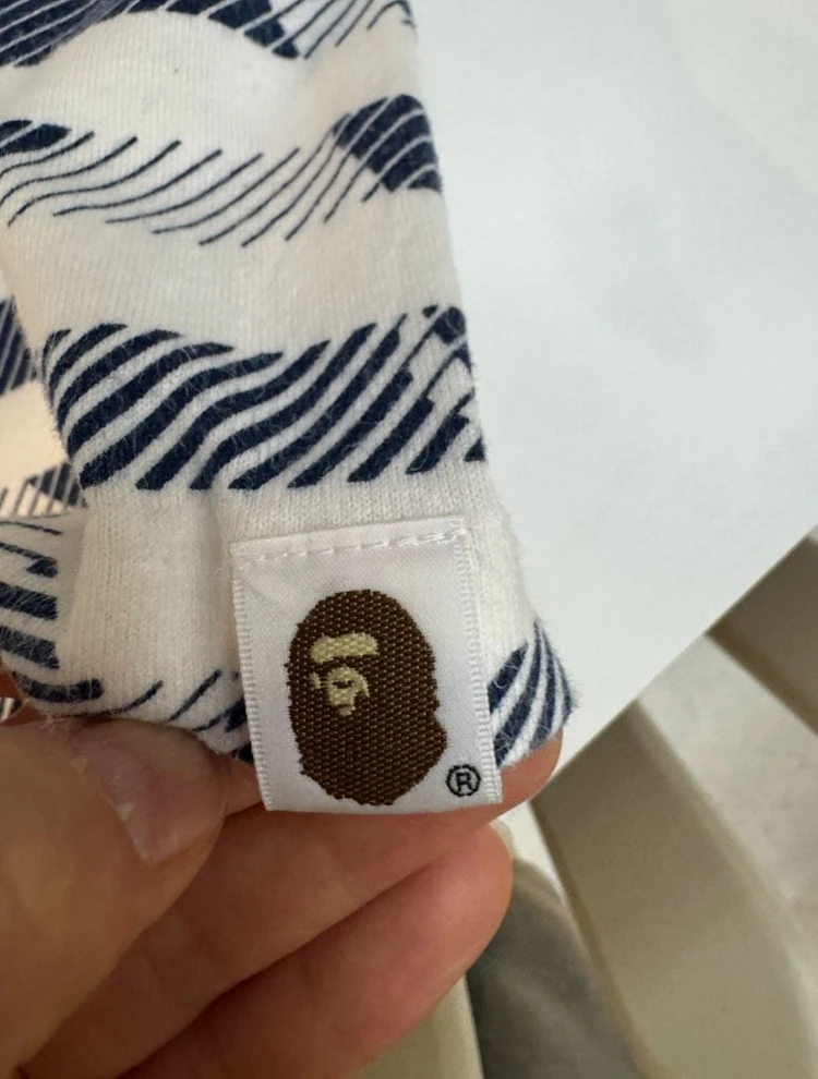 BAPE 디자인 스트라이프 그래픽 반팔 티셔츠 (레어템) 이미지