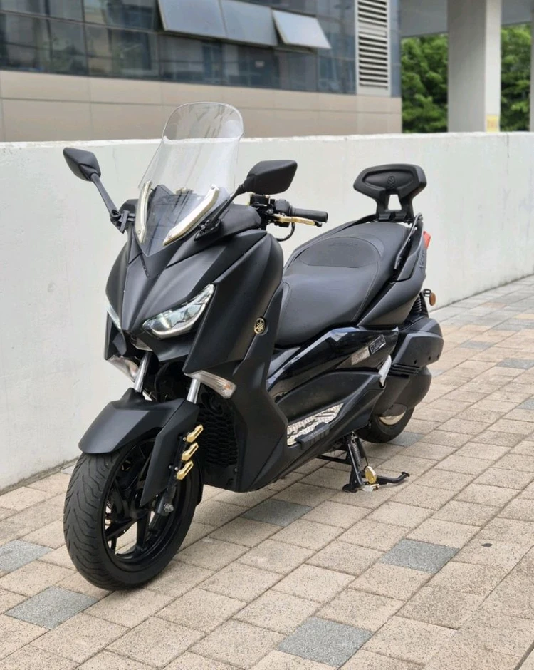 XMAX 300 구변매물 판매합니다. - 안심되는 중고거래