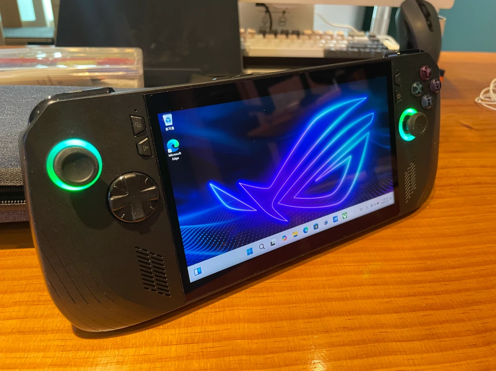 Rog ally x 아수스 로그 엘라이 흑갈리 SSD 1테라 z1e 택포 - 안심되는 중고거래