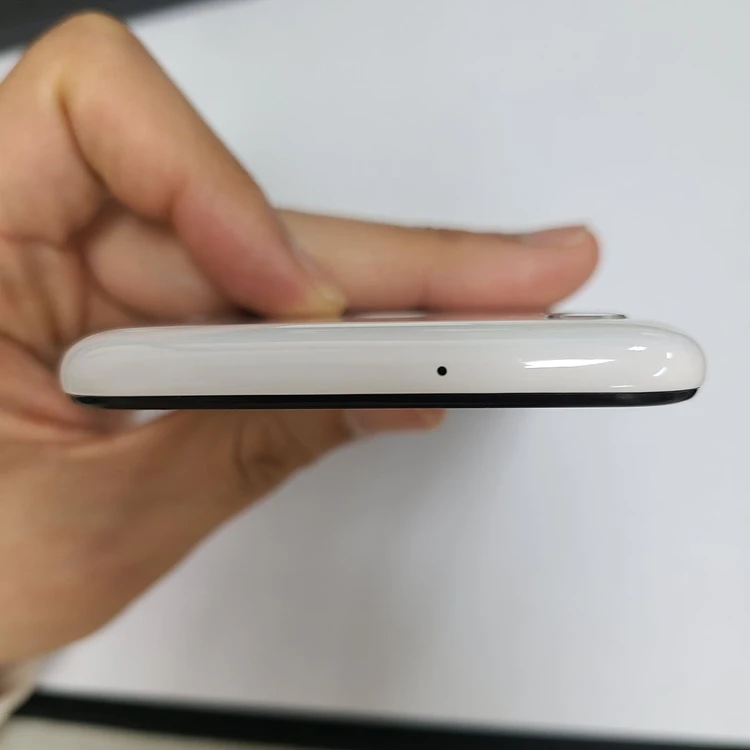 갤럭시 진2 화이트 32GB KT 무잔상 A급 기능정상 213394 이미지
