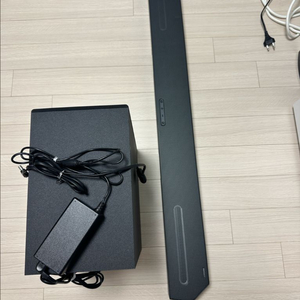 삼성 돌비 애트모스 사운드바 HW-Q600C(우퍼포함) 팝니다 이미지