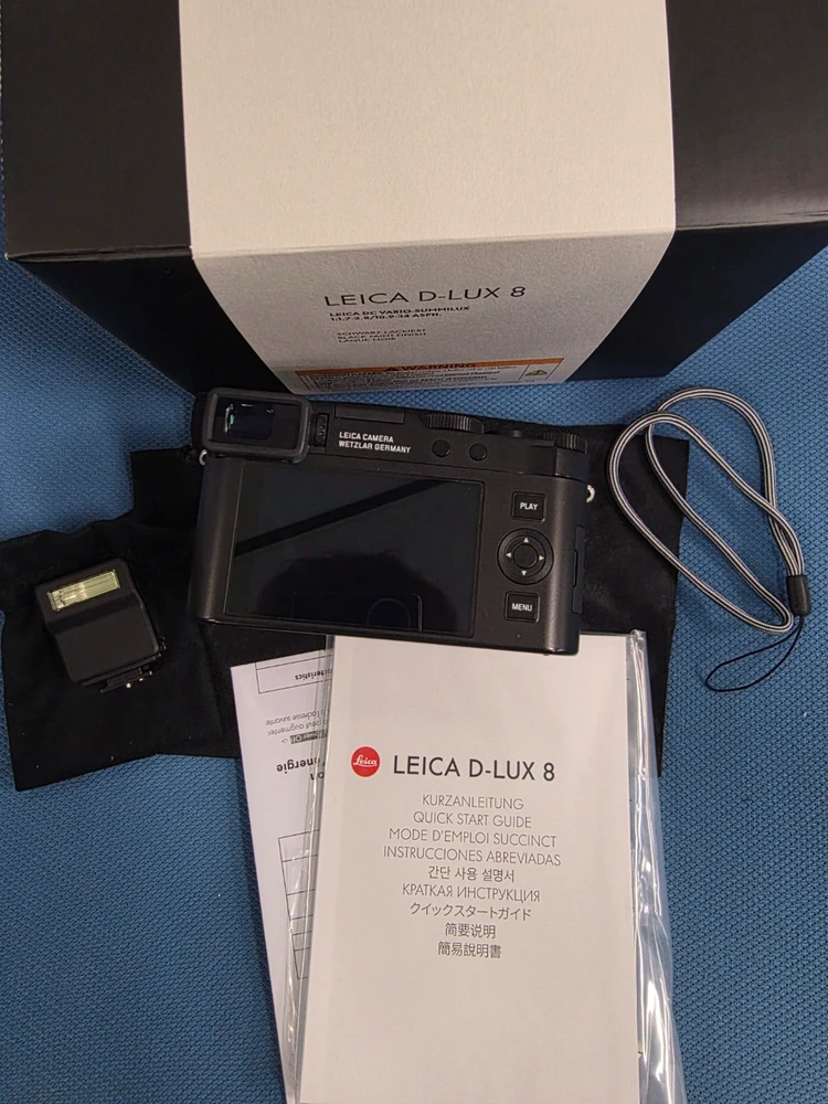 라이카d-lux8 500컷대 27.06까지보증 신품급팔아요 교환ok 이미지