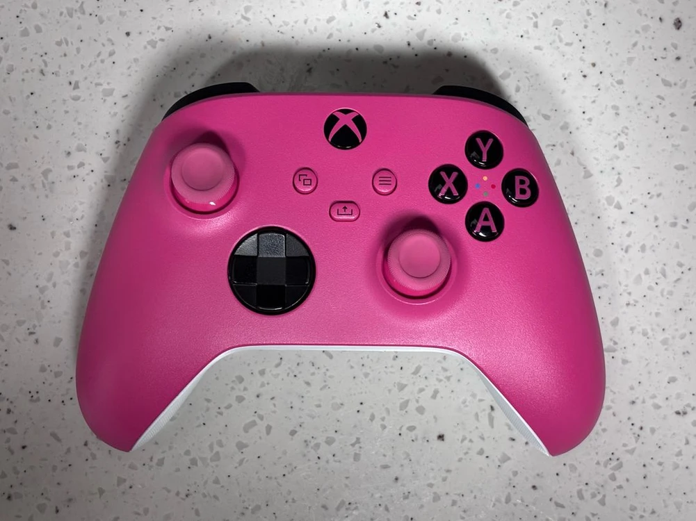 xbox 4세대 컨트롤러 패드 핑크 이미지