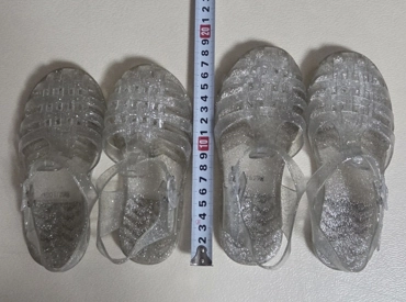 여아 운동화 단화 크록스 패딩부츠등 이미지