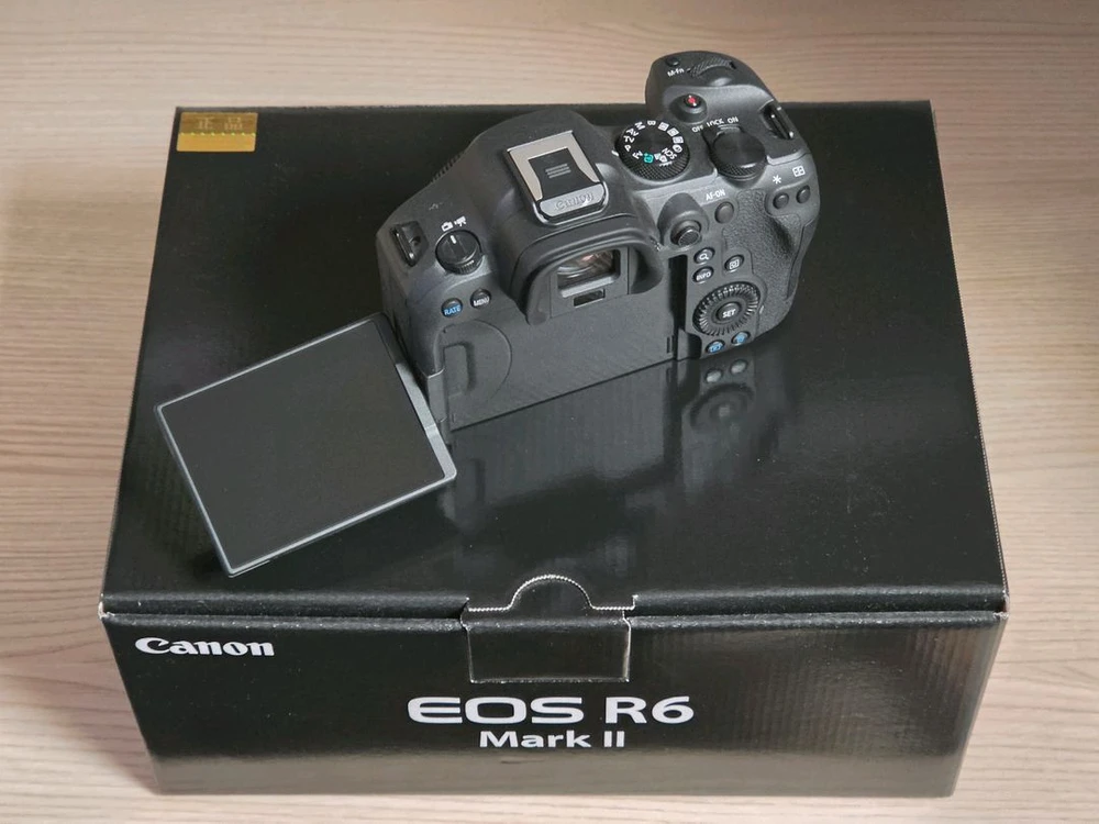캐논 EOS R6 Mark II 풀박스 이미지