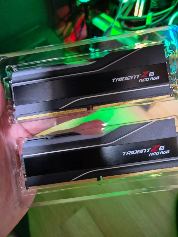 G.SKILL DDR5 CL30 6000 TRIDENT Z5 NEO J 32GB(16GB*2) 지스킬 - 안심되는 중고거래