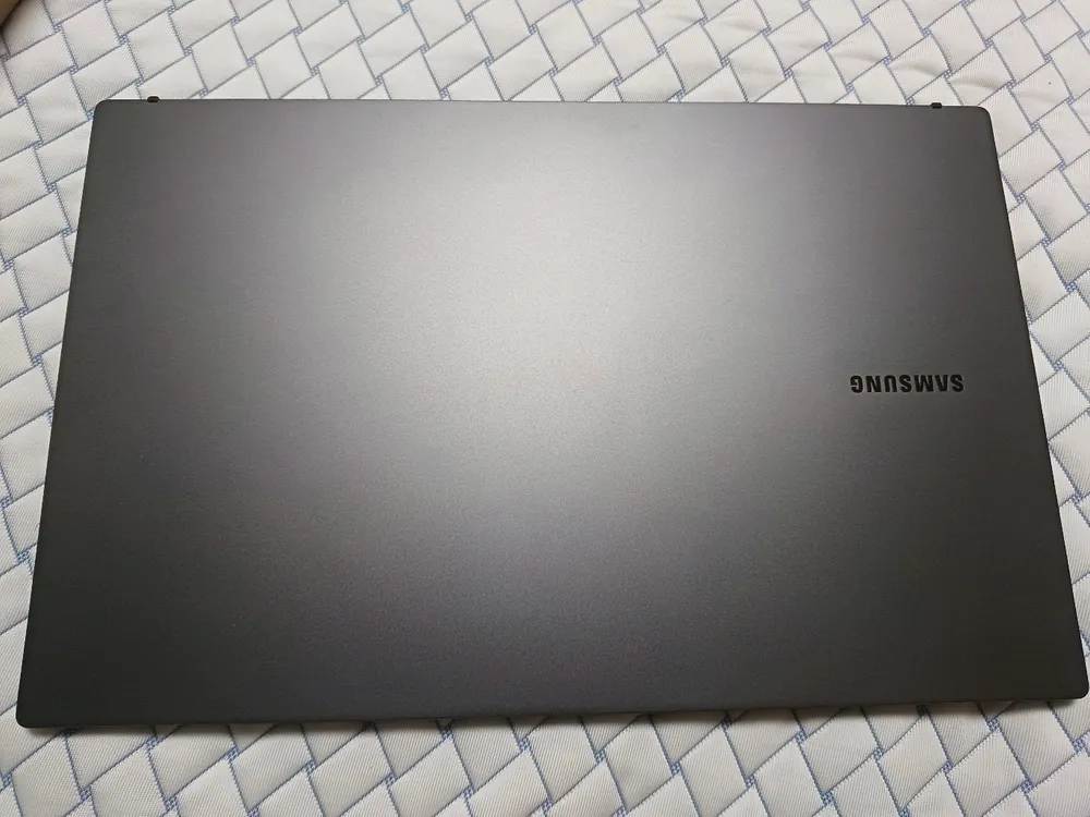 [판매] 삼성 갤럭시북3 / i3-1315U / RAM 8GB / SSD 256GB 이미지