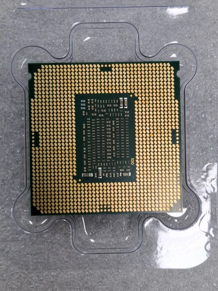 컴퓨터 인텔 8세대 CPU I7 8700K (인텔 8세대 1151V2) 이미지