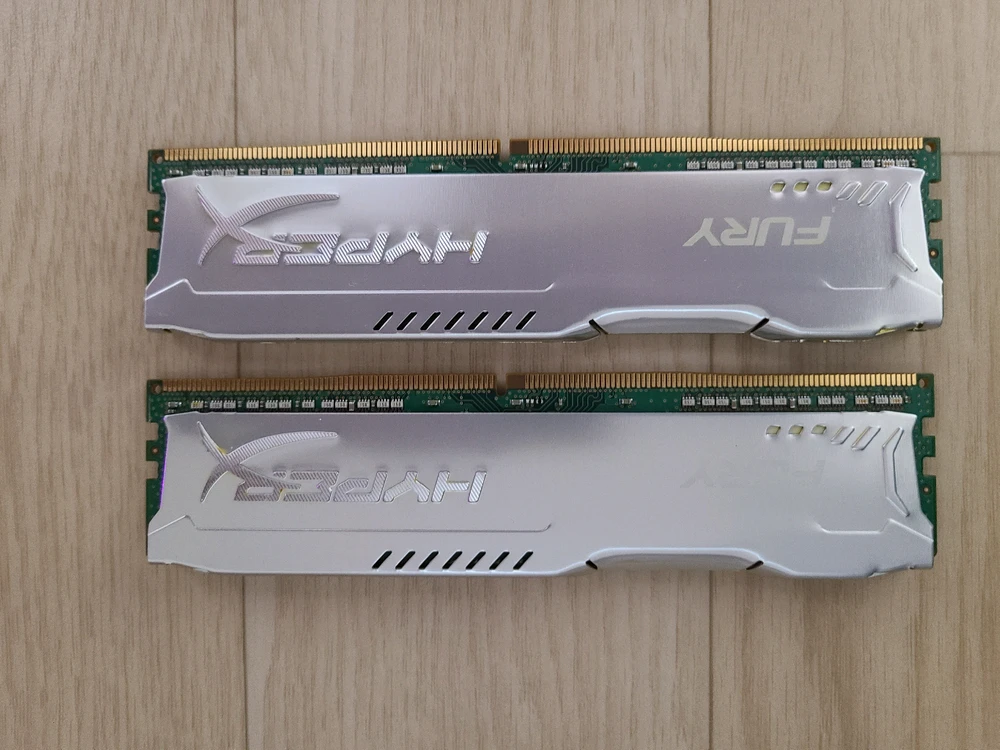 삼성 DDR4 16GB (8GBx2) 튜닝 램 이미지