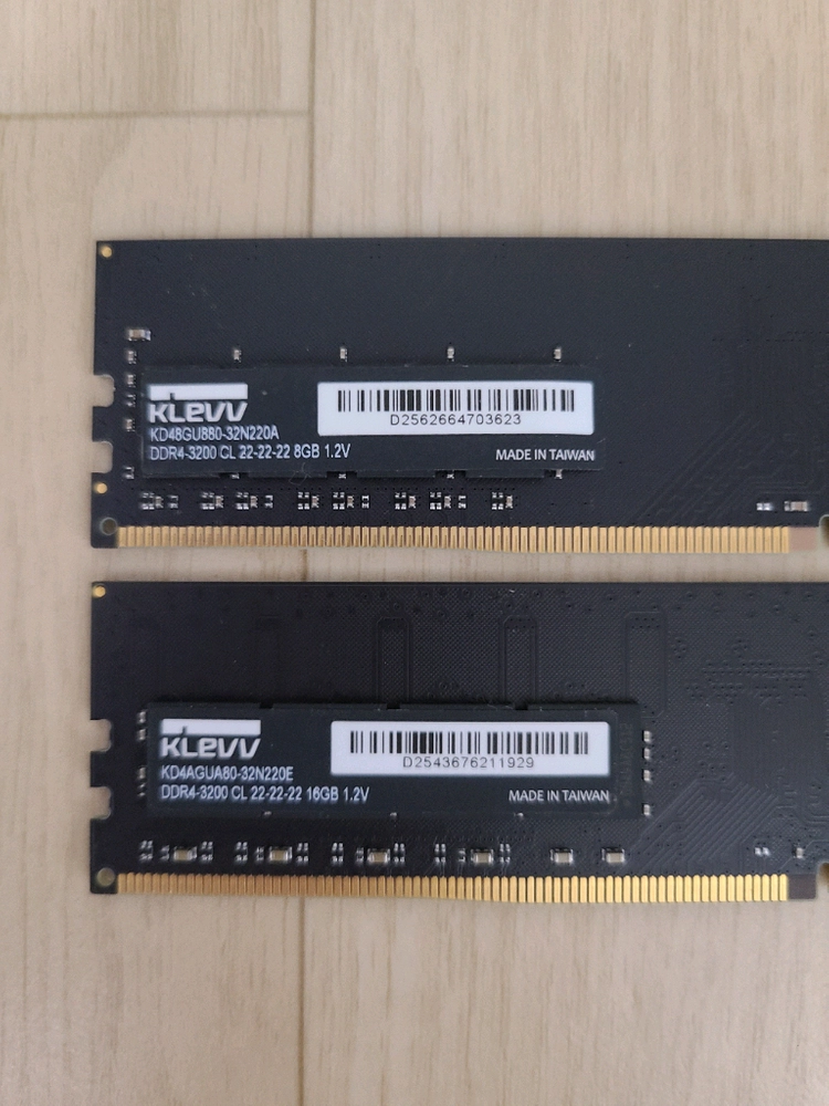 SK하이닉스 KLEVV DDR4 3200MHz 16GB 8GB 램 2개 이미지