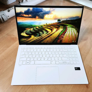 새제품급 LG 그램 25년 구입 Ai+ 14코어 울트라5 16GB 정품 윈11